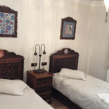Nilya 3*