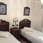 尼尔雅酒店 3*